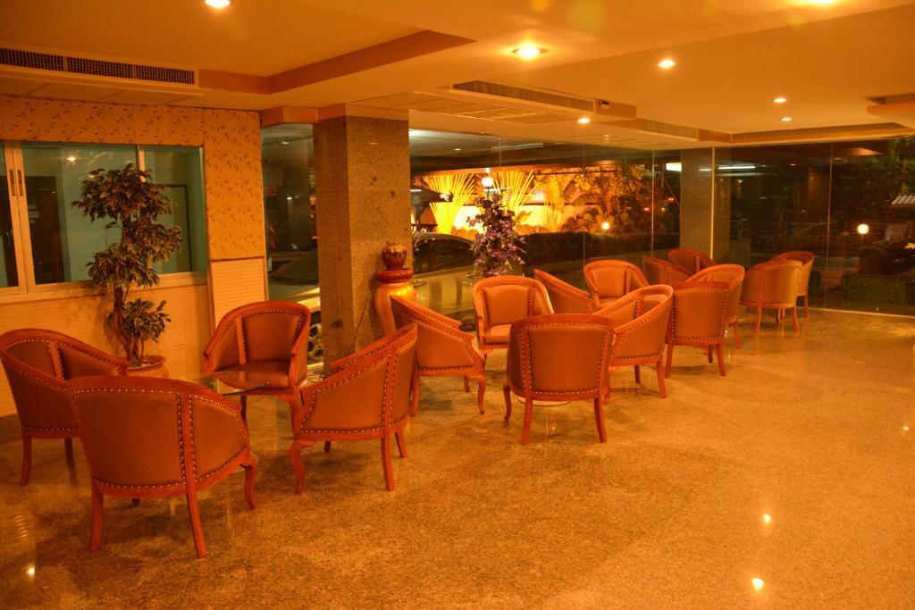 Pohseen Grand Palace Hotel Bangkok Esterno foto